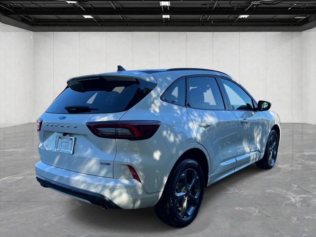2024 Ford Escape Hybrid ST-Line Select