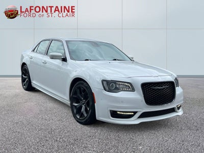 2022 Chrysler 300 Touring