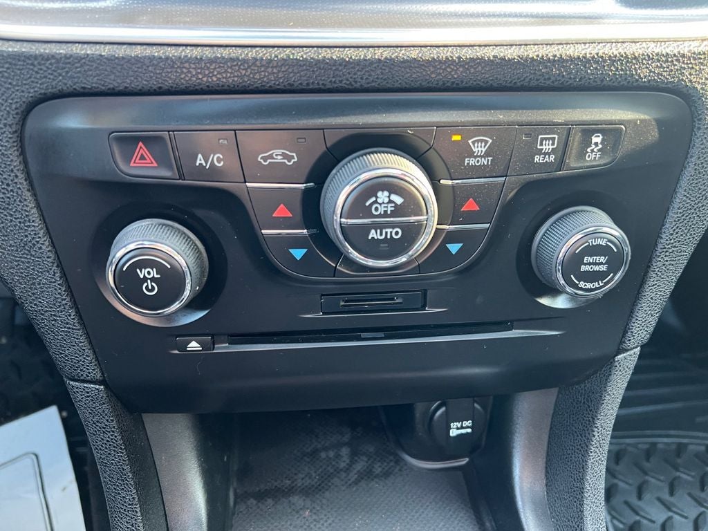 2013 Dodge Charger SXT