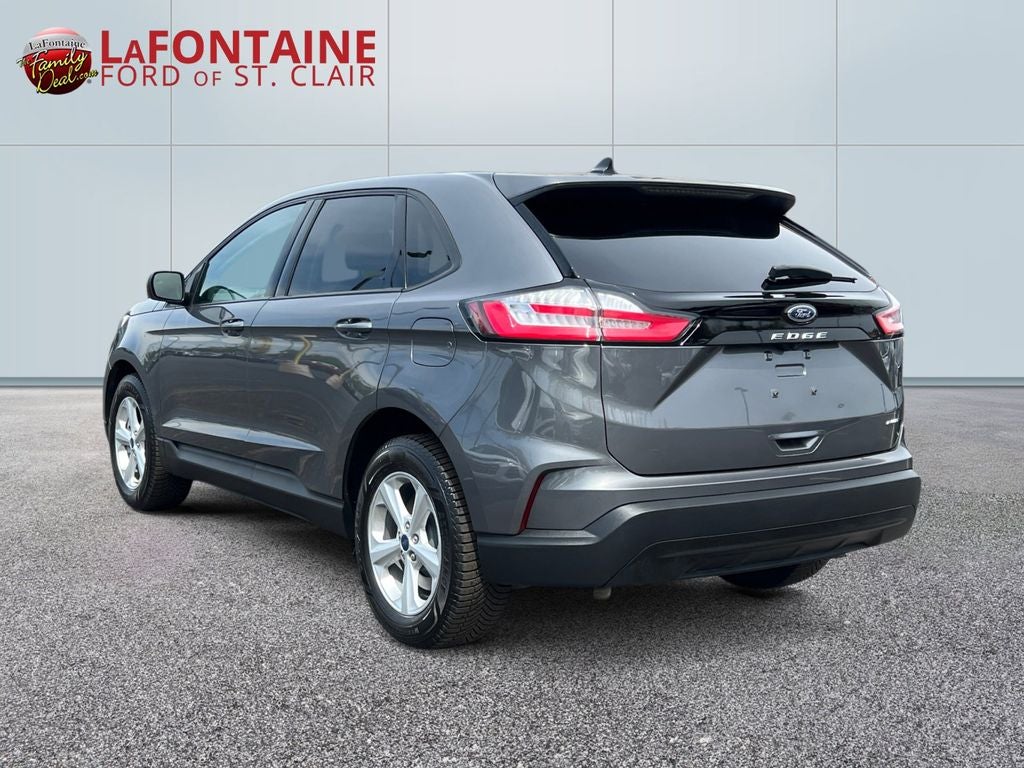2022 Ford Edge SE