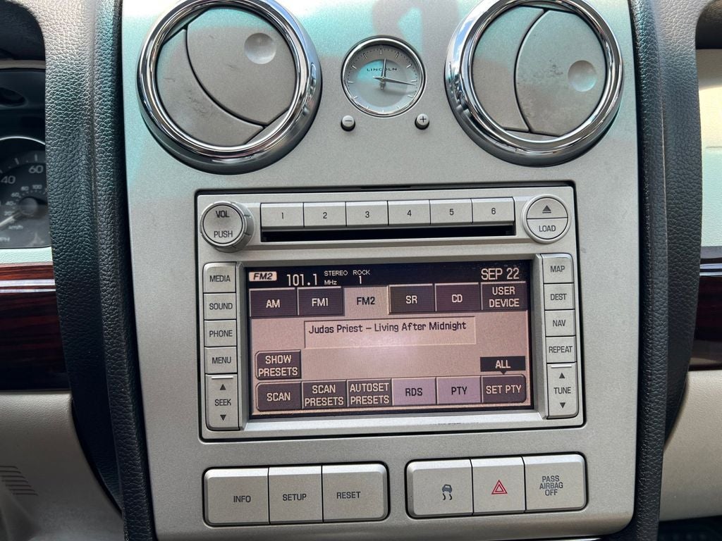 2009 Lincoln MKZ Base