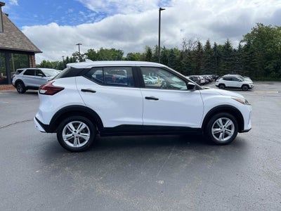 2021 Nissan Kicks S