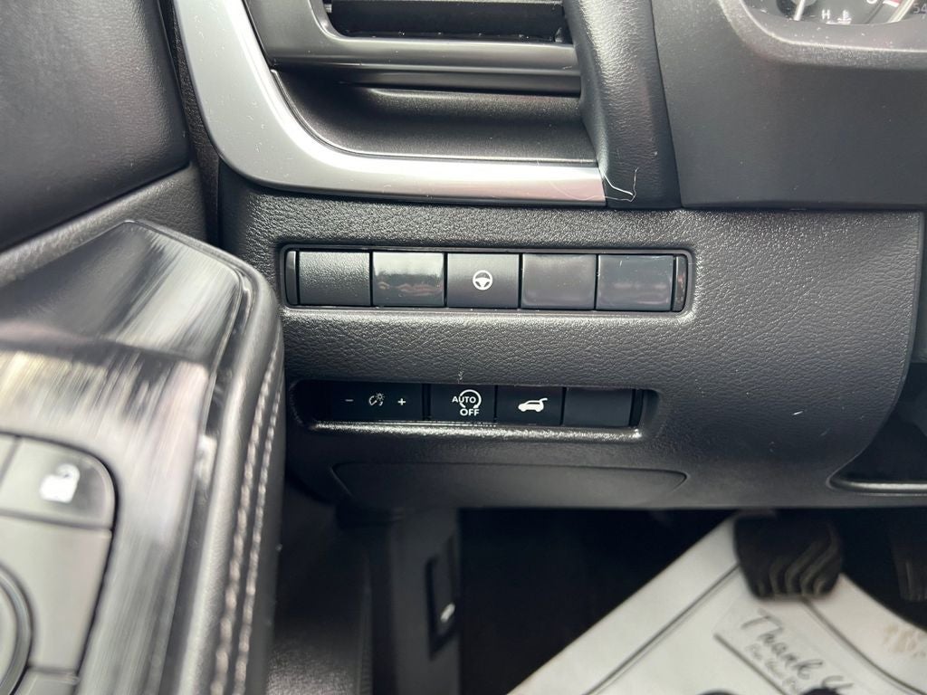 2024 Nissan Rogue SV
