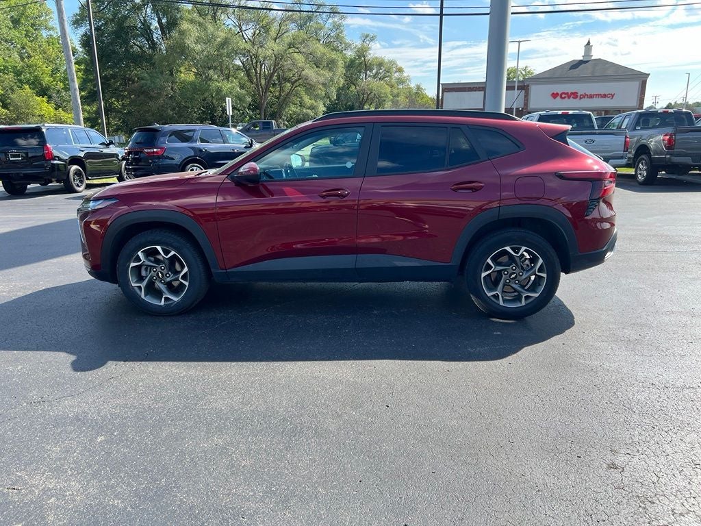 2025 Chevrolet Trax LT