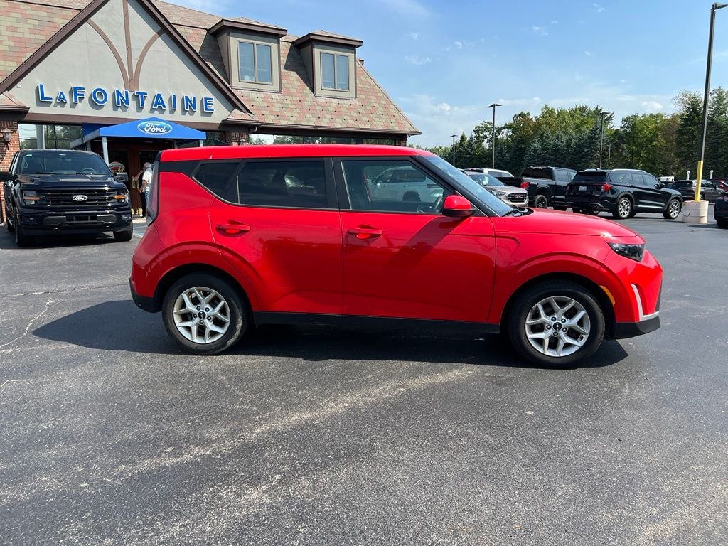 2023 Kia Soul LX
