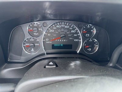 2024 Chevrolet Express Passenger 3500 1LT