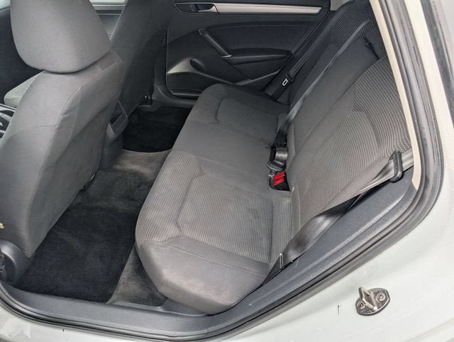 2016 Volkswagen Passat 1.8T S
