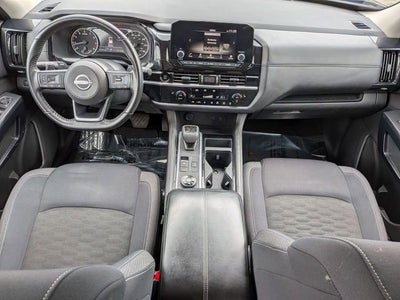 2025 Nissan Pathfinder SV 4WD