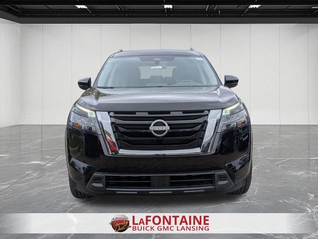 2025 Nissan Pathfinder SV 4WD