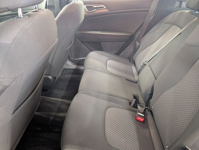 2025 Kia Sportage LX