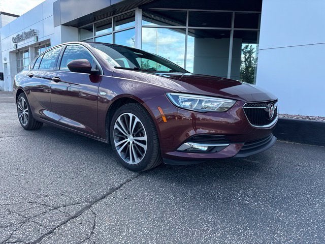 2019 Buick Regal Sportback Essence