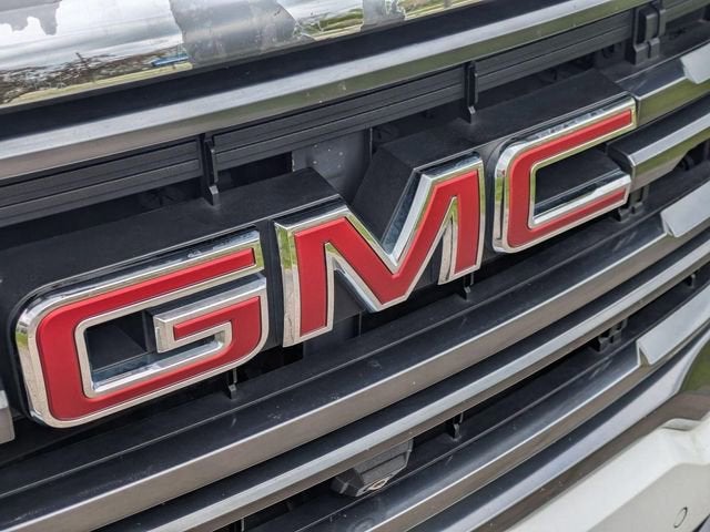 2021 GMC Acadia AT4