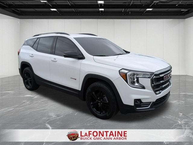 2024 GMC Terrain AT4