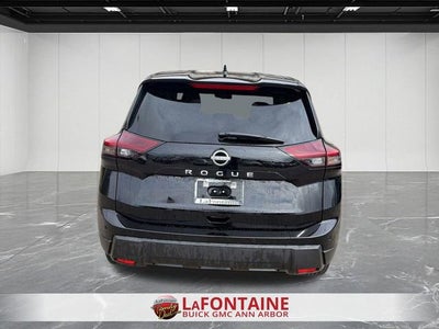 2025 Nissan Rogue SV FWD