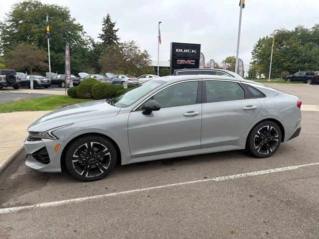 2022 Kia K5 GT-Line
