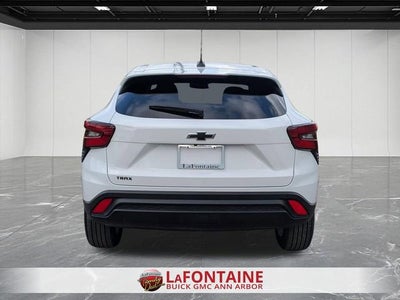 2025 Chevrolet Trax LS