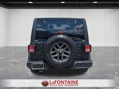 2025 Jeep Wrangler 4-Door Summit 4x4