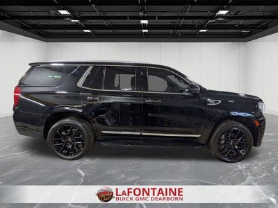 2023 GMC Yukon SLT