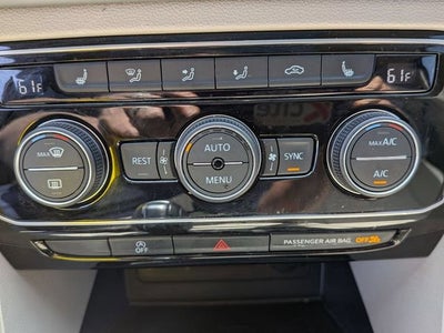 2022 Volkswagen Atlas 3.6L V6 SE w/Technology