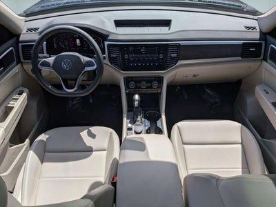 2022 Volkswagen Atlas 3.6L V6 SE w/Technology
