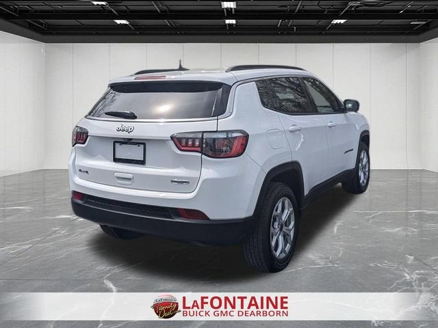 2025 Jeep Compass Latitude