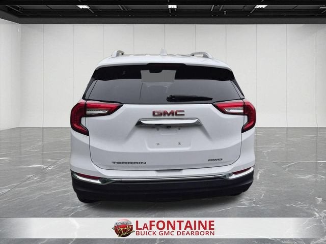 2023 GMC Terrain SLT