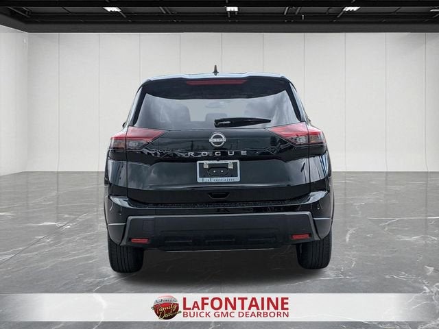 2025 Nissan Rogue SV FWD