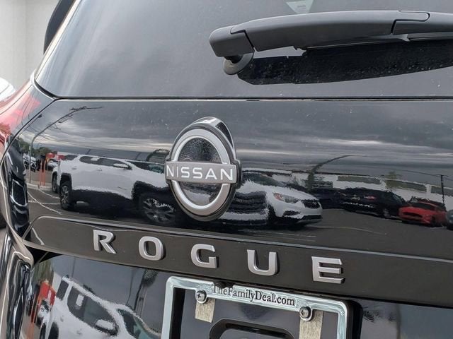 2025 Nissan Rogue SV FWD