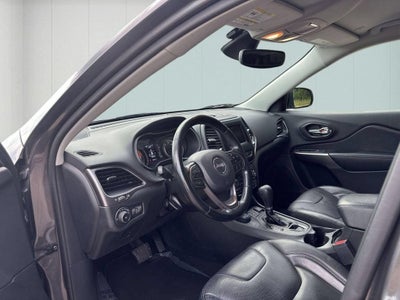 2020 Jeep Cherokee Lux