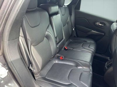 2020 Jeep Cherokee Lux