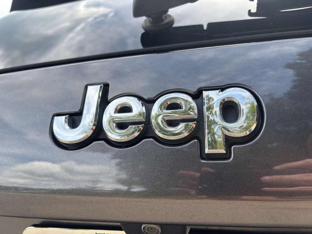 2020 Jeep Cherokee Lux