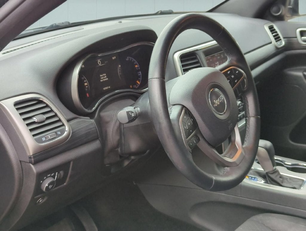 2019 Jeep Grand Cherokee Laredo E