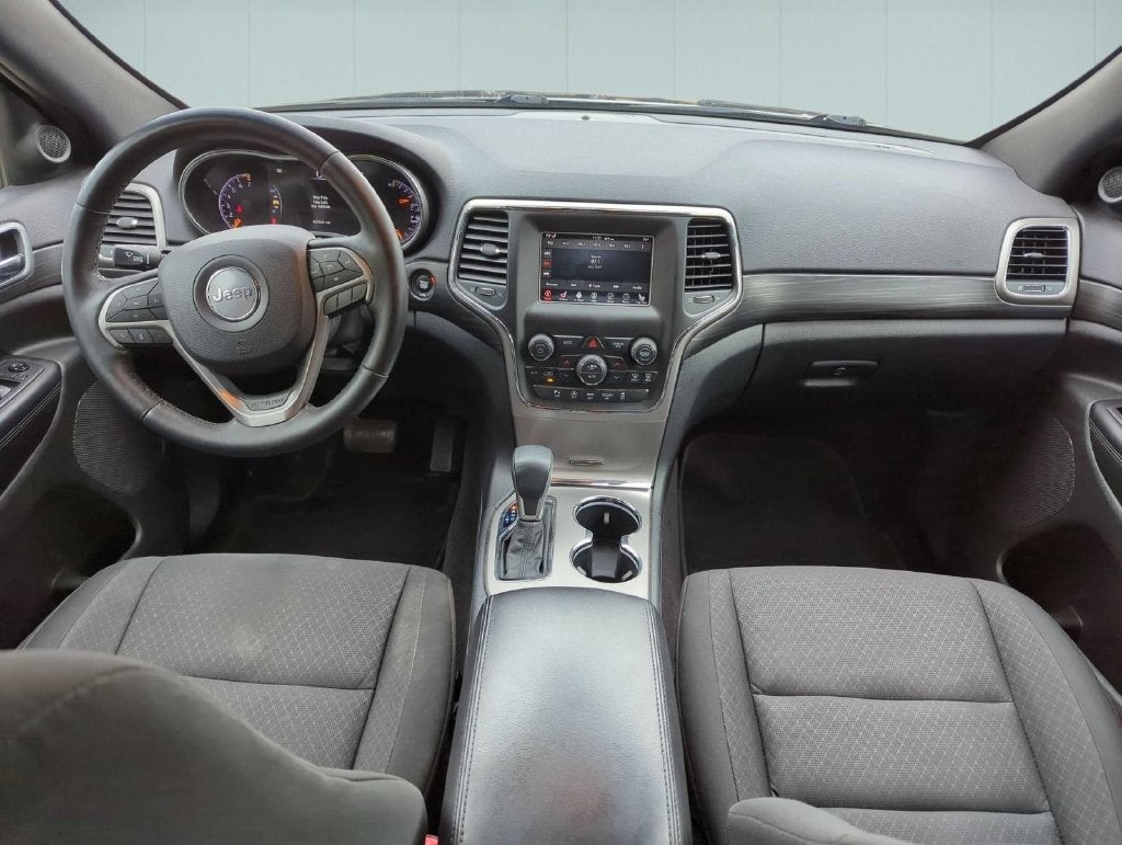 2019 Jeep Grand Cherokee Laredo E