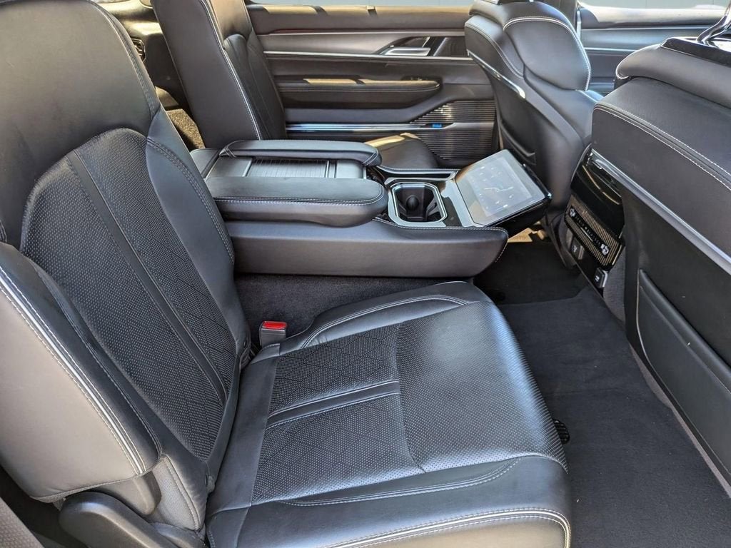 2023 Jeep Grand Wagoneer Obsidian 4x4