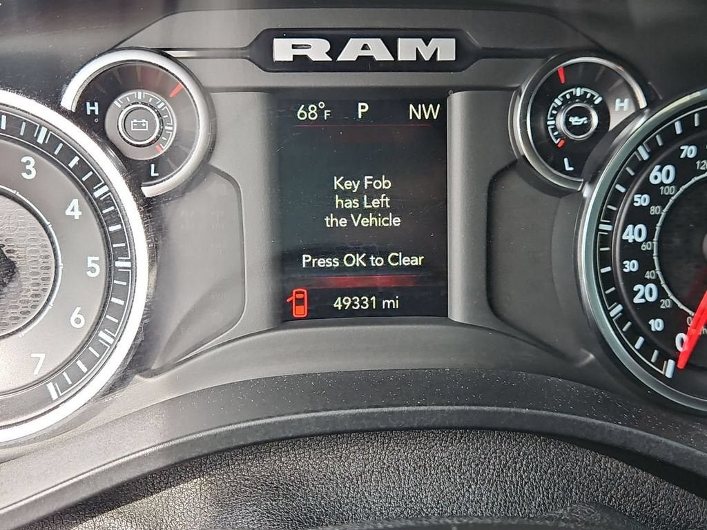 2021 RAM 1500 Big Horn Crew Cab 4x4 5'7" Box