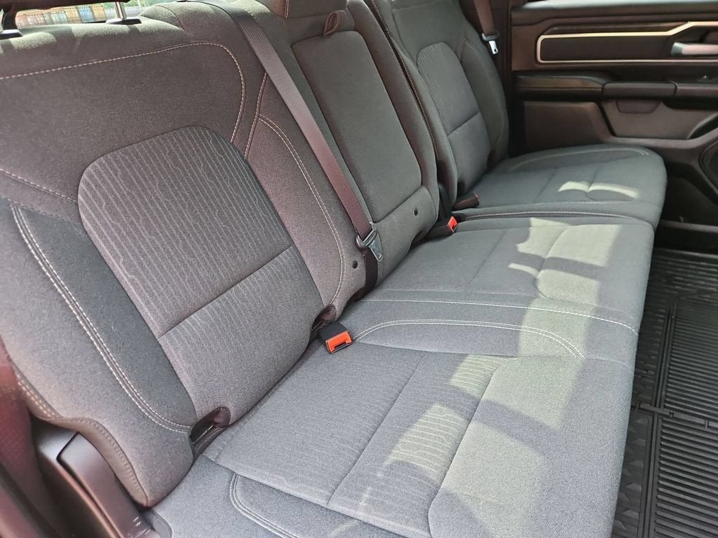 2021 RAM 1500 Big Horn Crew Cab 4x4 5'7" Box