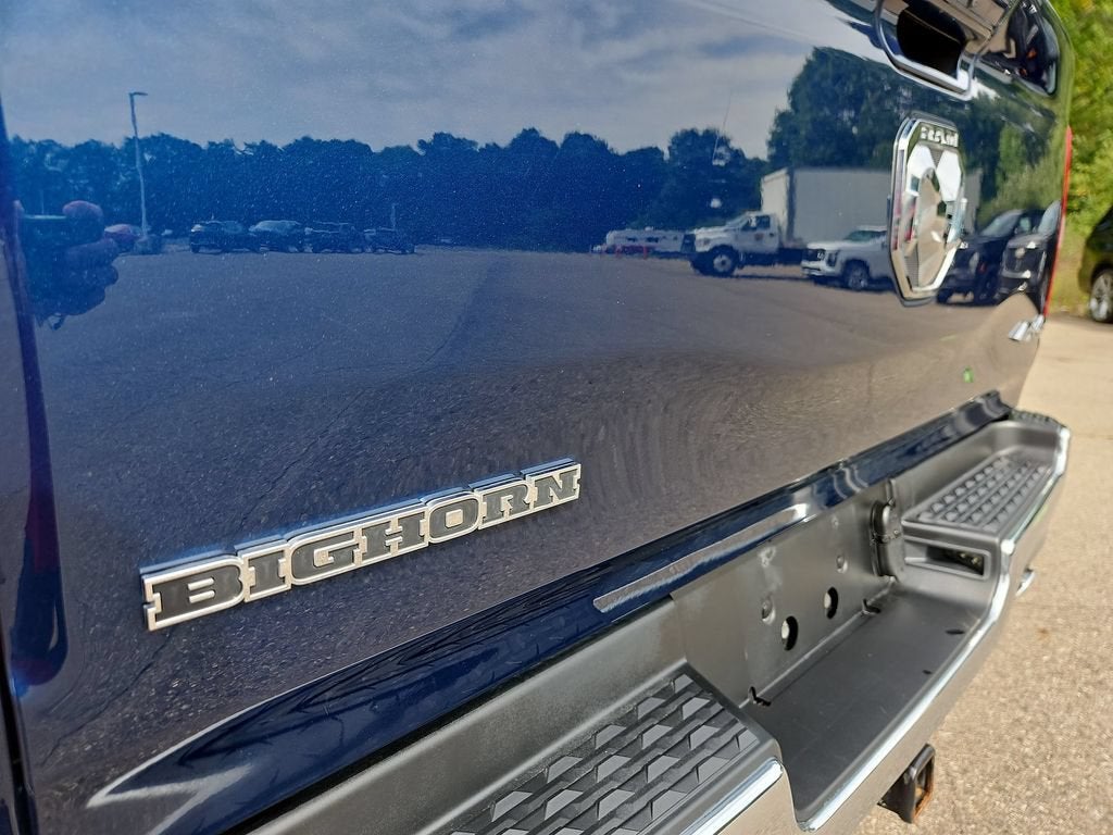 2021 RAM 1500 Big Horn Crew Cab 4x4 5'7" Box