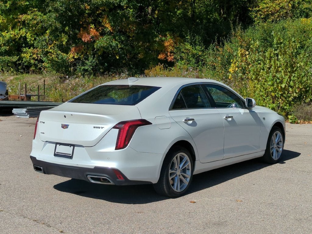 2024 Cadillac CT4 Luxury
