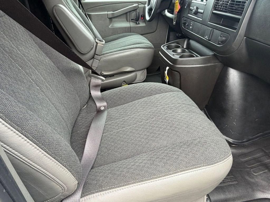 2024 Chevrolet Express Cargo 2500 WT