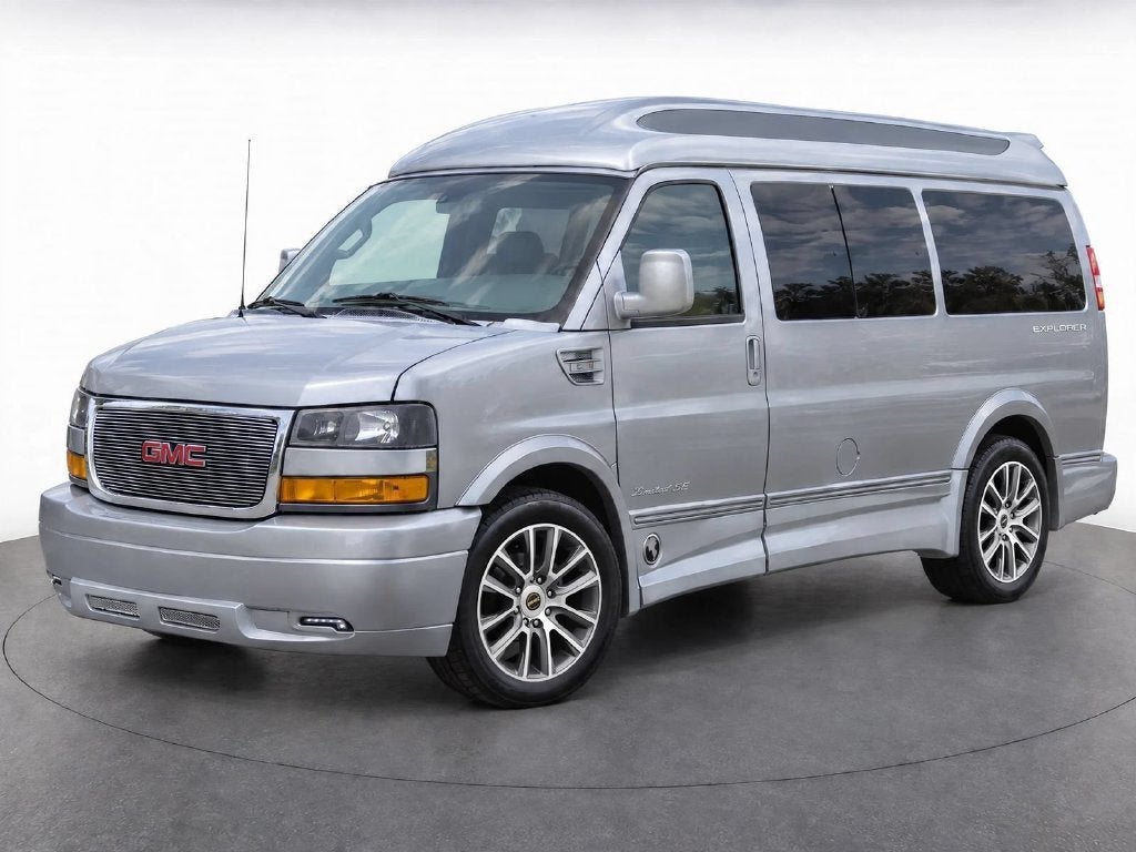 2021 GMC Savana Passenger 2500 LS