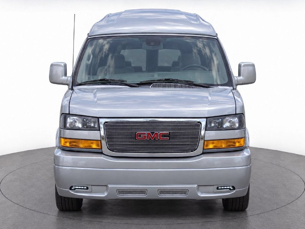 2021 GMC Savana Passenger 2500 LS
