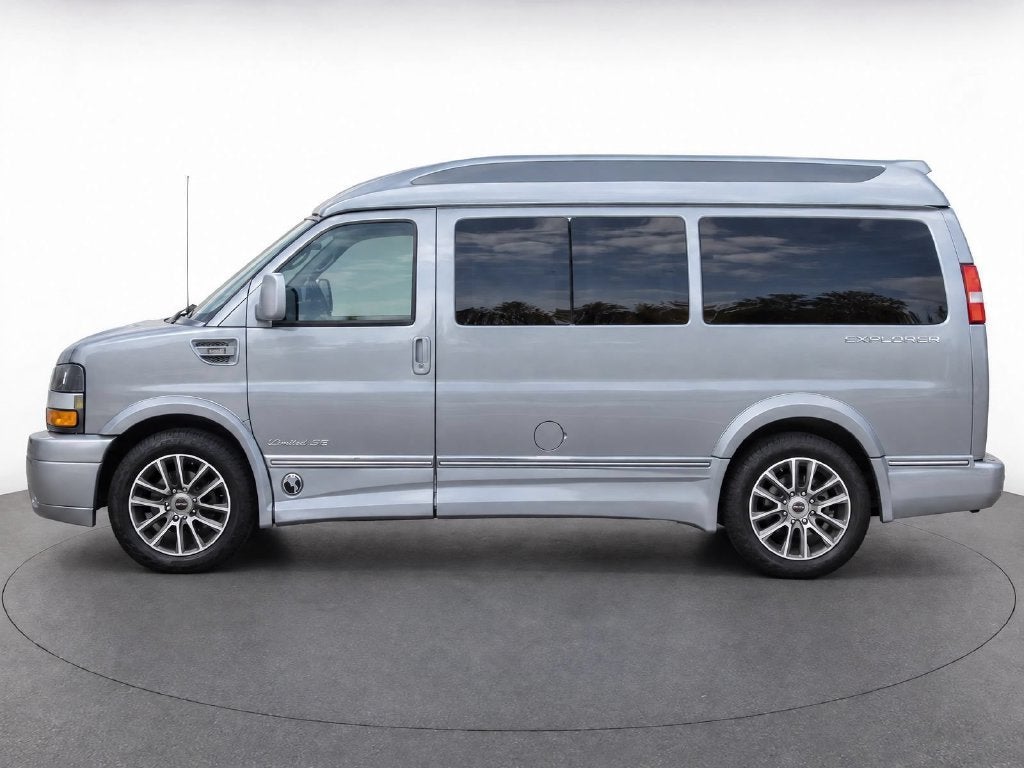 2021 GMC Savana Passenger 2500 LS