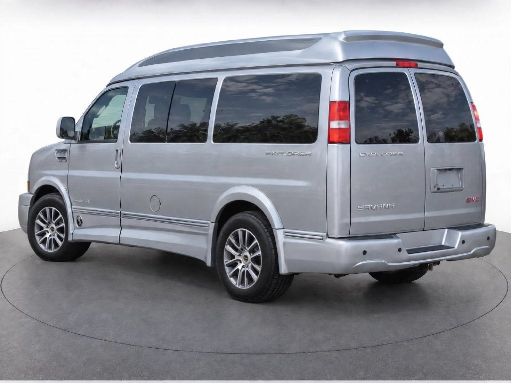 2021 GMC Savana Passenger 2500 LS