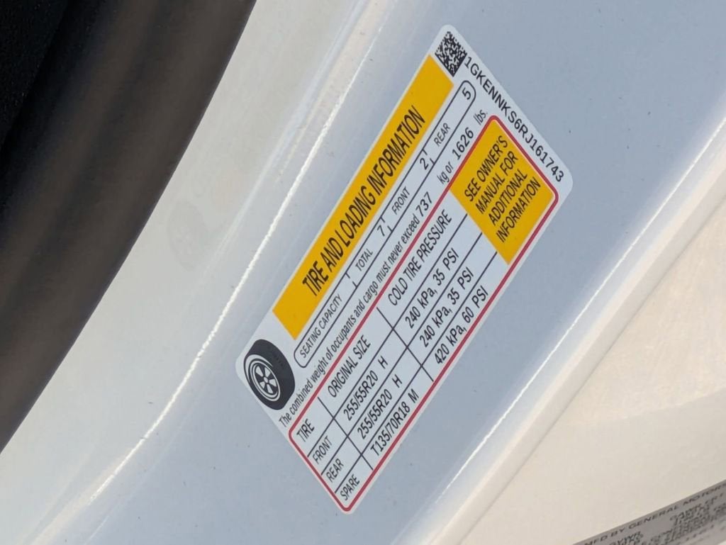 2024 GMC Acadia Elevation