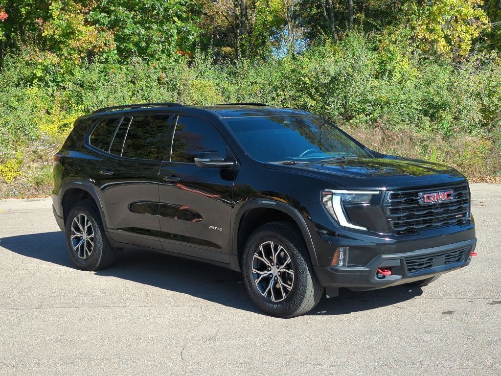 2024 GMC Acadia AT4