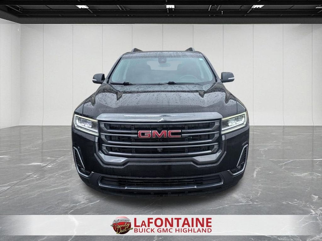2023 GMC Acadia AT4