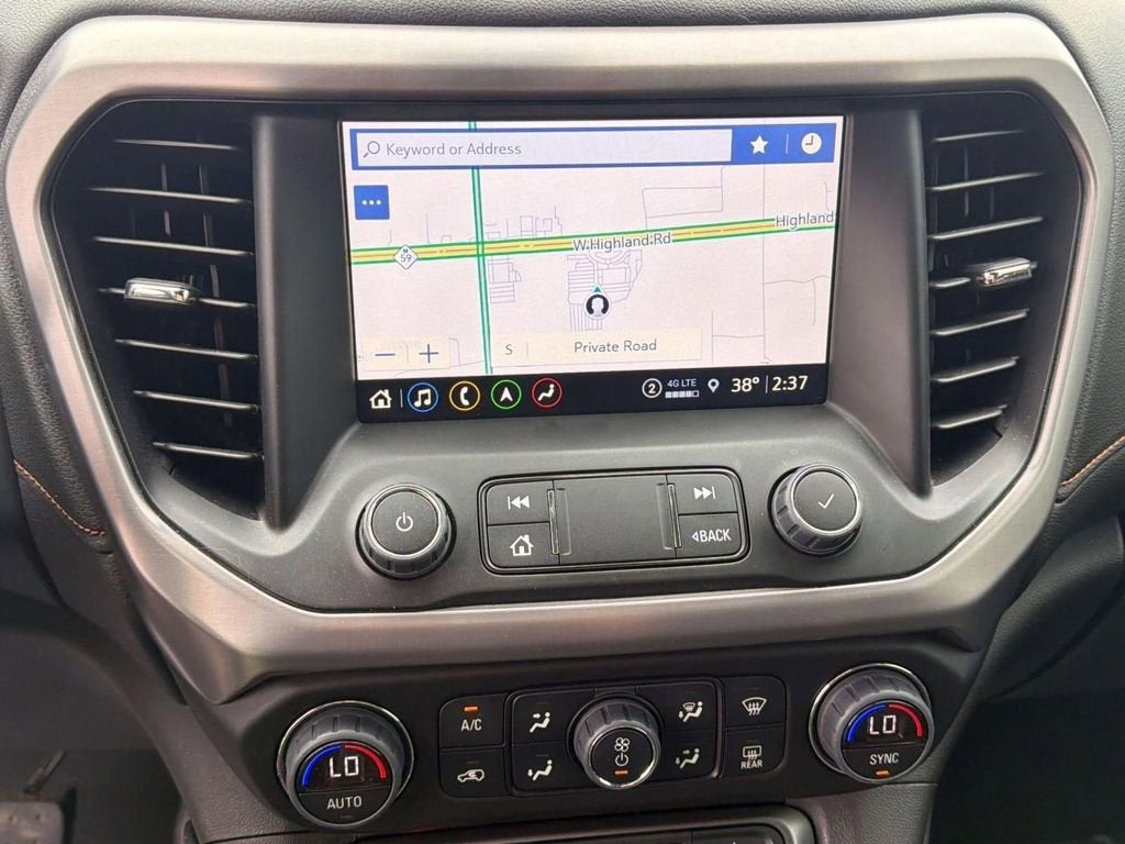 2023 GMC Acadia AT4