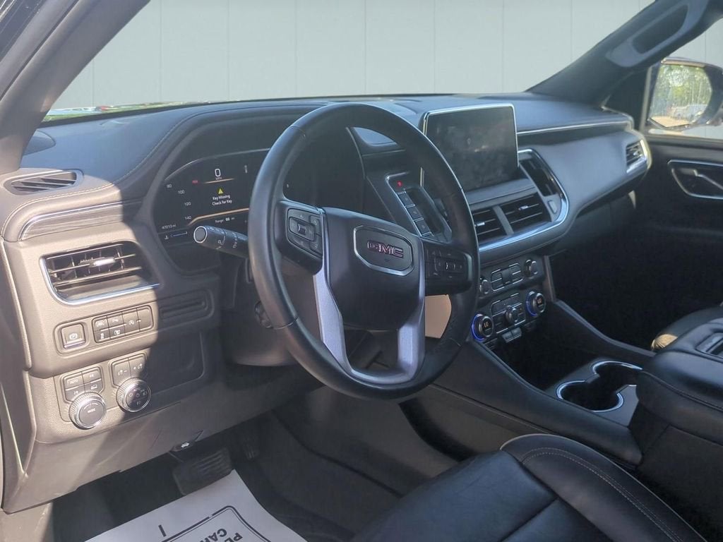 2023 GMC Yukon SLT