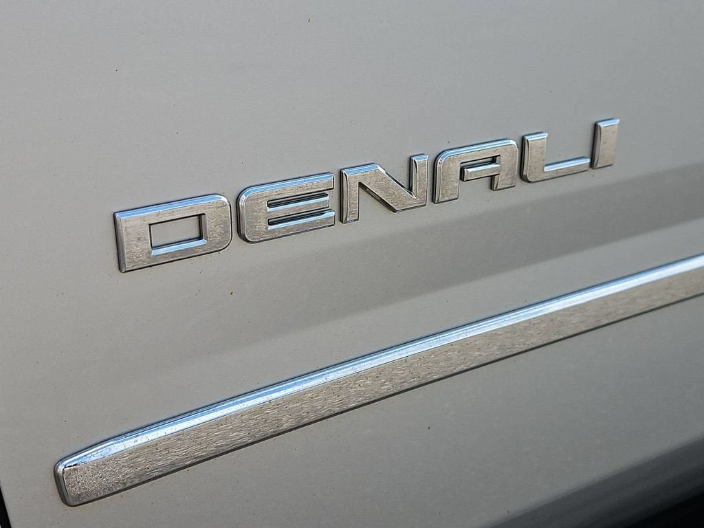 2020 GMC Yukon Denali