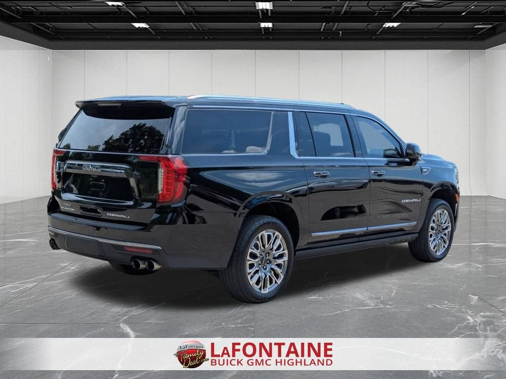 2023 GMC Yukon XL Denali Ultimate